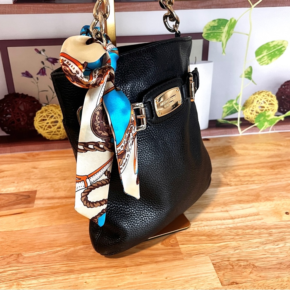 Michael Kors Hamilton Black Pebbled Leather Crossbody Bag - Picture 9 of 11